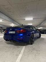 BMW M4 CS  - BMW M4: Cs