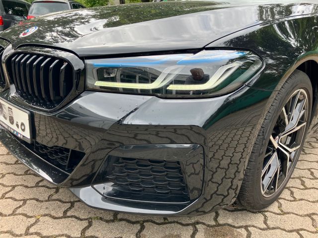 Touring 530 e xDrive M Sport HUD Pano AHK