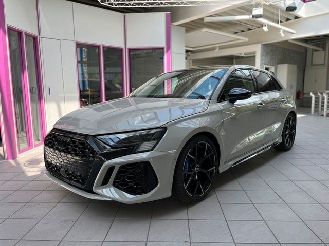 Audi RS3 Sportback |Keramik|HeadUp|Pano|Carbon