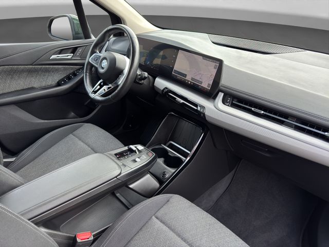 Fahrzeugabbildung BMW 218i Active Tourer LED+Kamera+ACC+HiFi+DAB+AHK