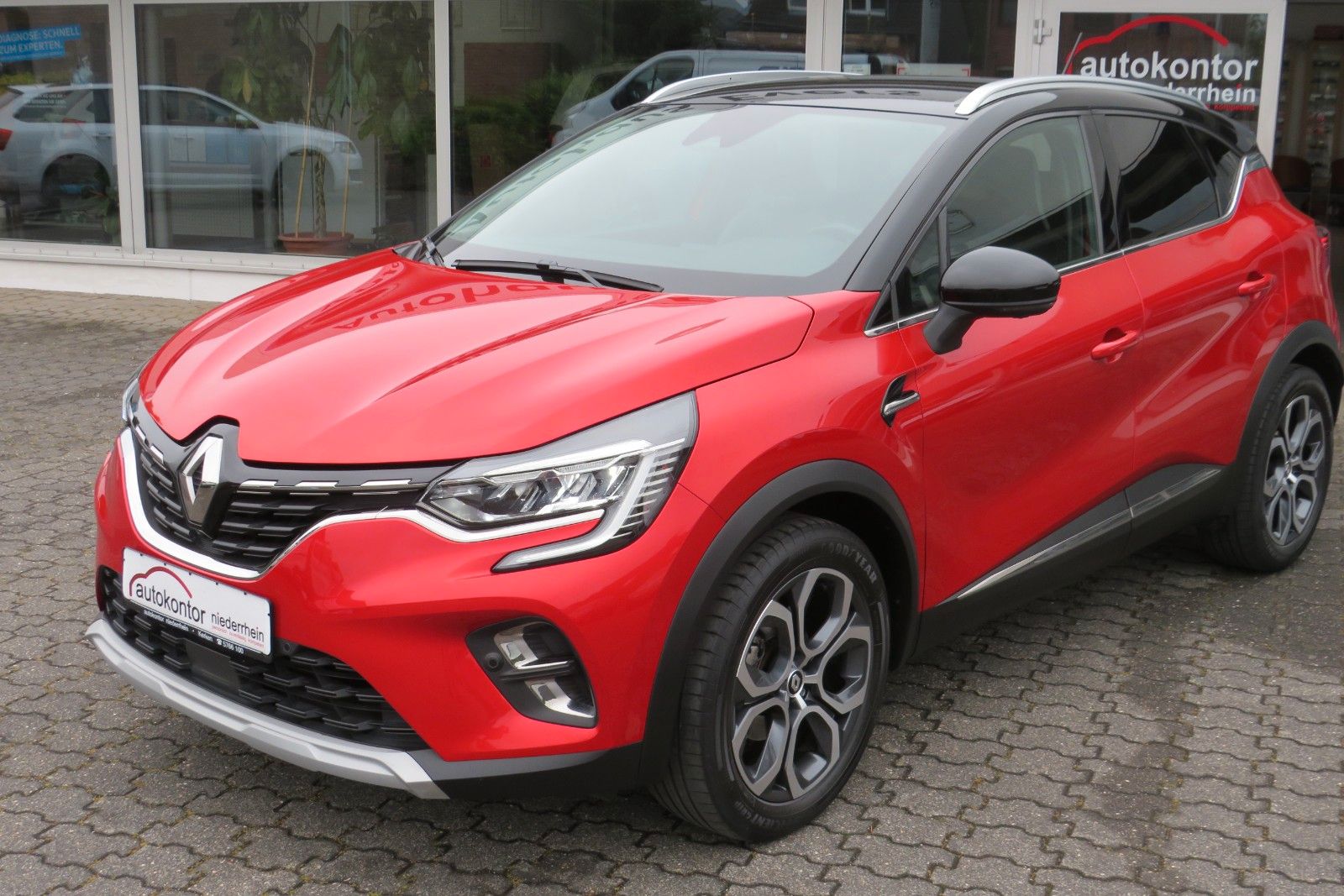 Fahrzeugabbildung Renault Captur II "INTENS" AHK NAVI 18` KAMERA SITZH.