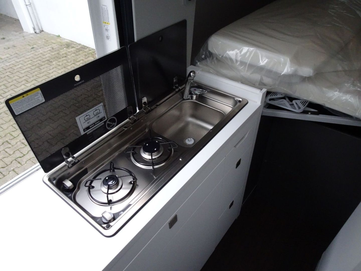 Grand California 600 Dieselsthz Dachklima Solar 