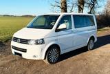 Volkswagen T5 Multivan 2.0 BiTDI DSG Highline - weiße Volkswagen T5 Multivan