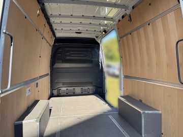 Mercedes Sprinter - 11