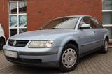 Volkswagen Passat Lim. 1.6 Leder Klimaauto. - Volkswagen Passat aus 1998