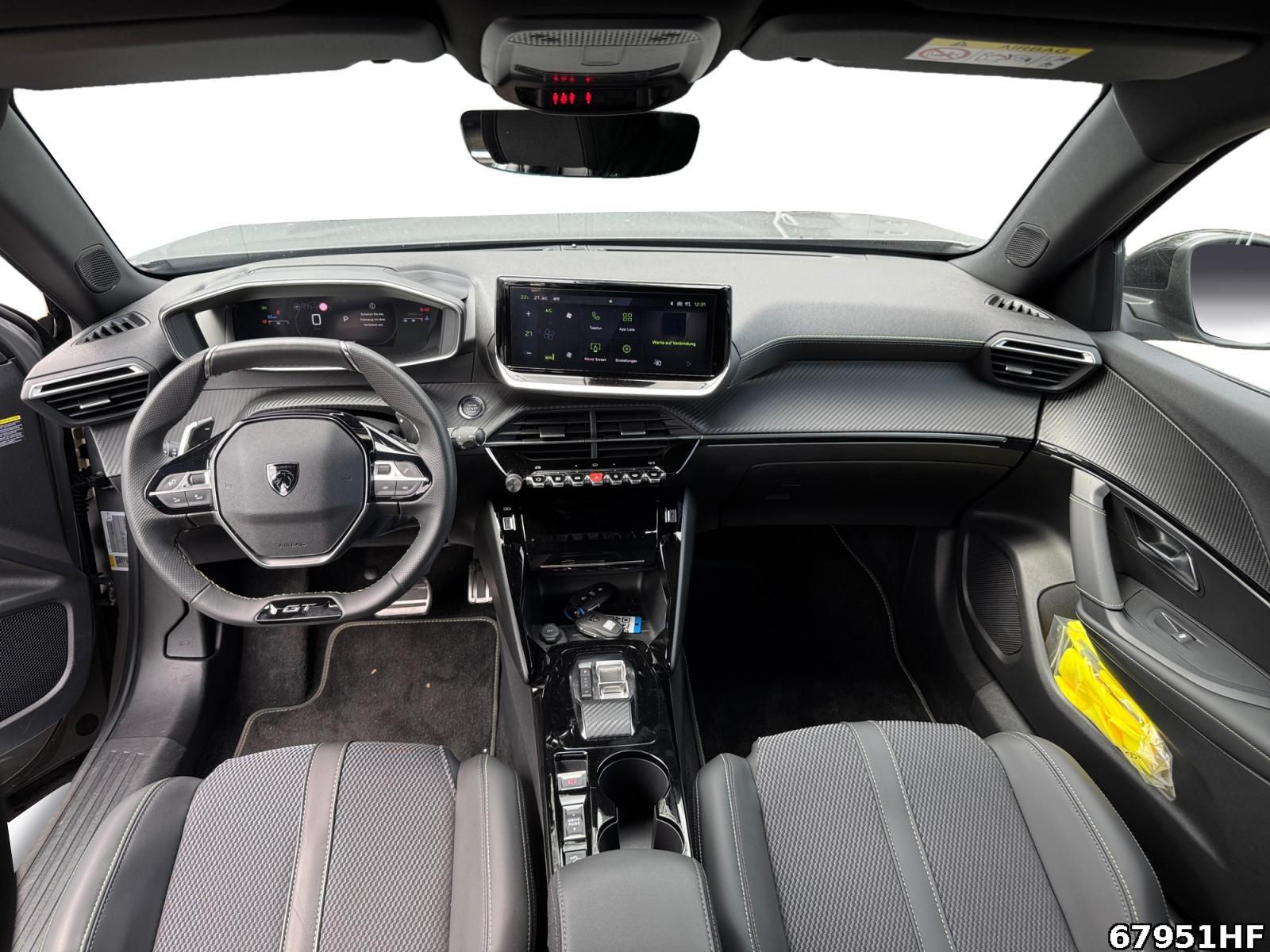 Fahrzeugabbildung Peugeot 2008 1.2 PureTech 130, GT
