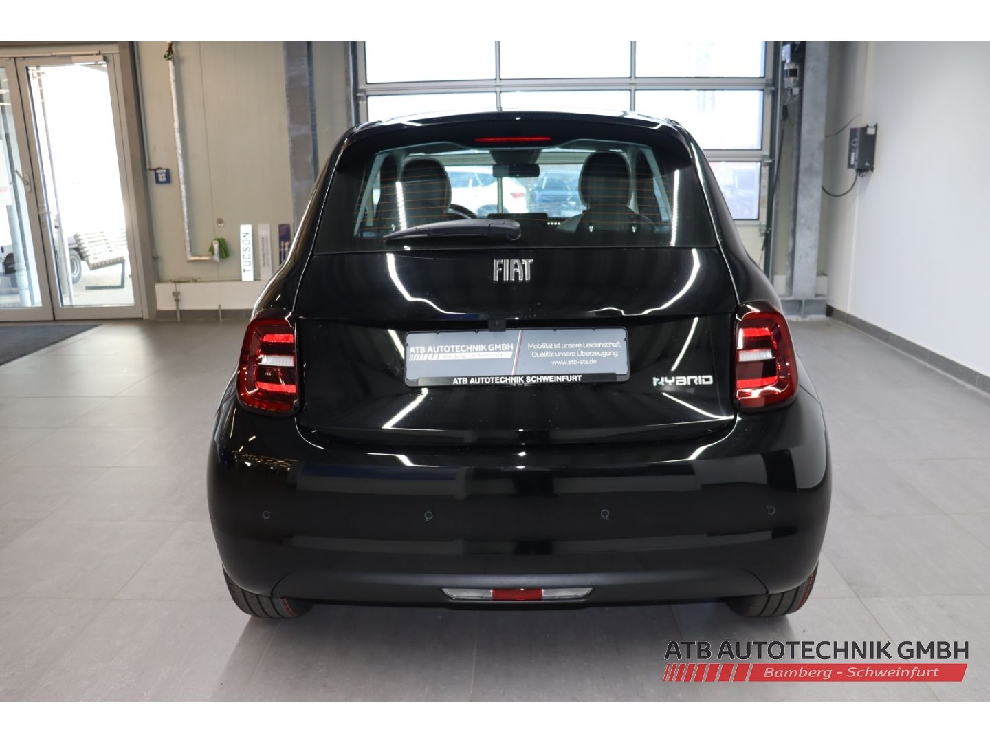 Fahrzeugabbildung Fiat 500 1.0l Hybrid ICON Apple CarPlay Klimaautom DA