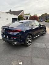 BMW X6 M50 M50d Standheizung Massage Iconic Glow