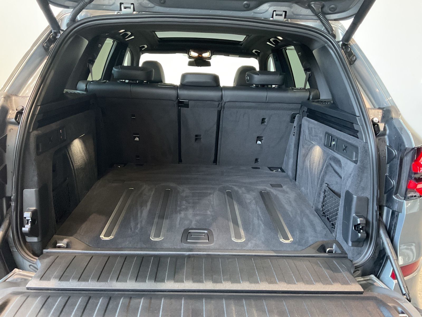 Fahrzeugabbildung BMW X5 xDrive30d Panorama Glasdach, Sitzhzg. vo+hi,