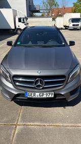 Mercedes-Benz GLA 250 4MATIC DCT AMG Line AMG Line - gebrauchte Mercedes-Benz GLA 250 aus dem Jahr 2017