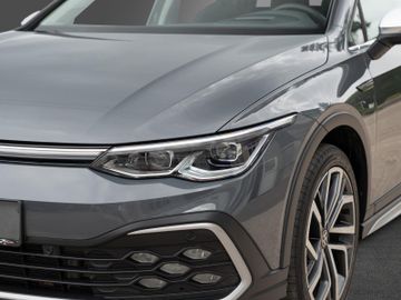Volkswagen Golf - 11