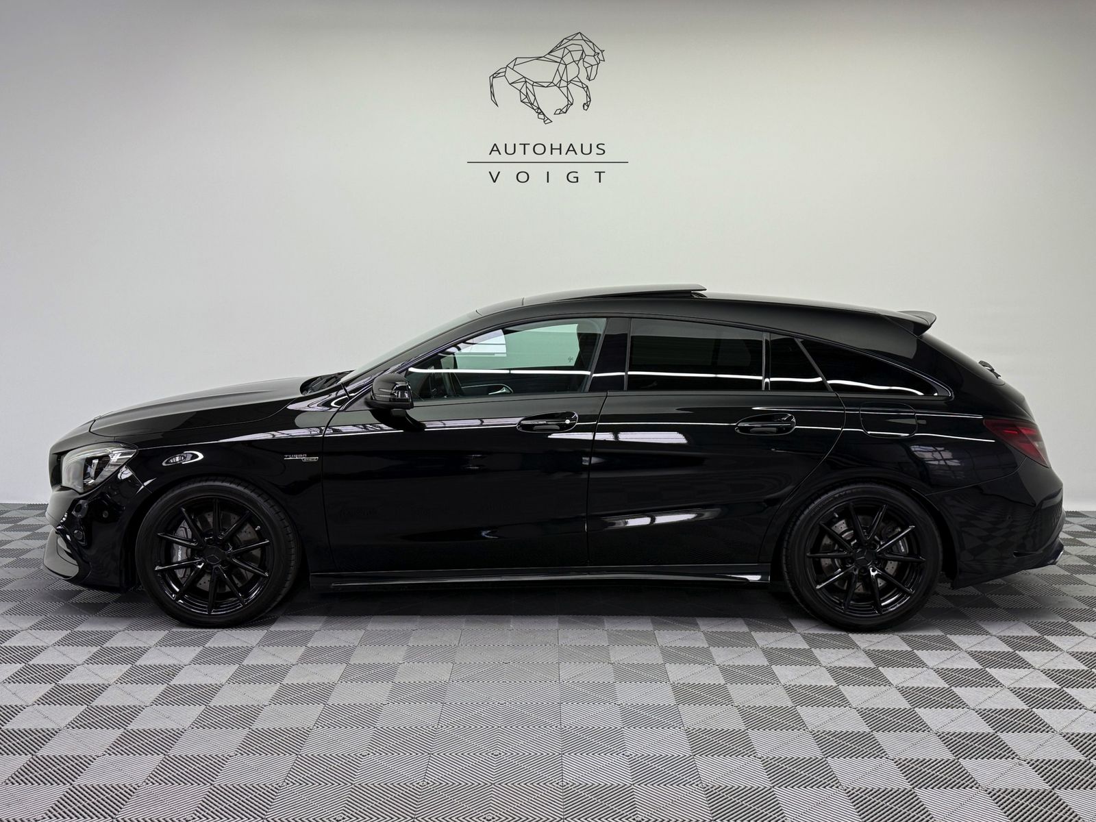 MERCEDES-BENZ CLA 45 AMG Shooting Brake |Perf.-AGA|Kamera|Pano