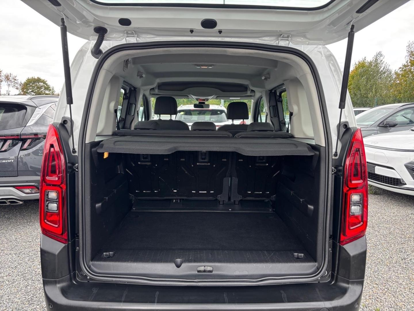 Citroën Berlingo Feel M Mehrzonenklima DAB Spurhalteass.
