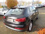 Audi Q3 2.0 TDIquattro,Navi,AHK,Aut, Garantie,Top !!! - gebrauchte Audi Q3 aus dem Jahr 2011