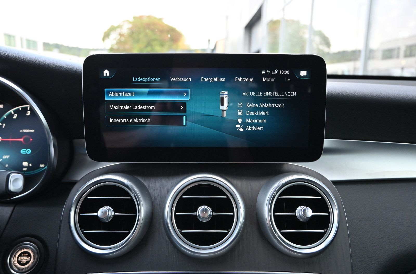 Fahrzeugabbildung Mercedes-Benz GLC 300 de 4MAT. °ACC°AHK°AIRMATIC°HUD°KEYLESS°