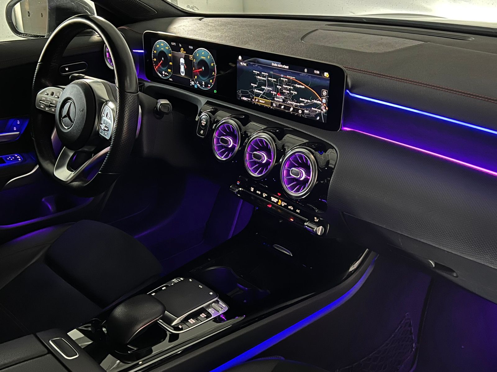 Fahrzeugabbildung Mercedes-Benz CLA 250 AMG-LINE/LED/VIRTUAL COCKPIT/AMBIENTE+