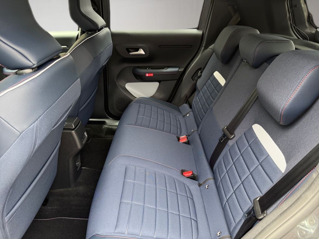 Fahrzeugabbildung Citroën C3 Hybrid 110 COLLECTION