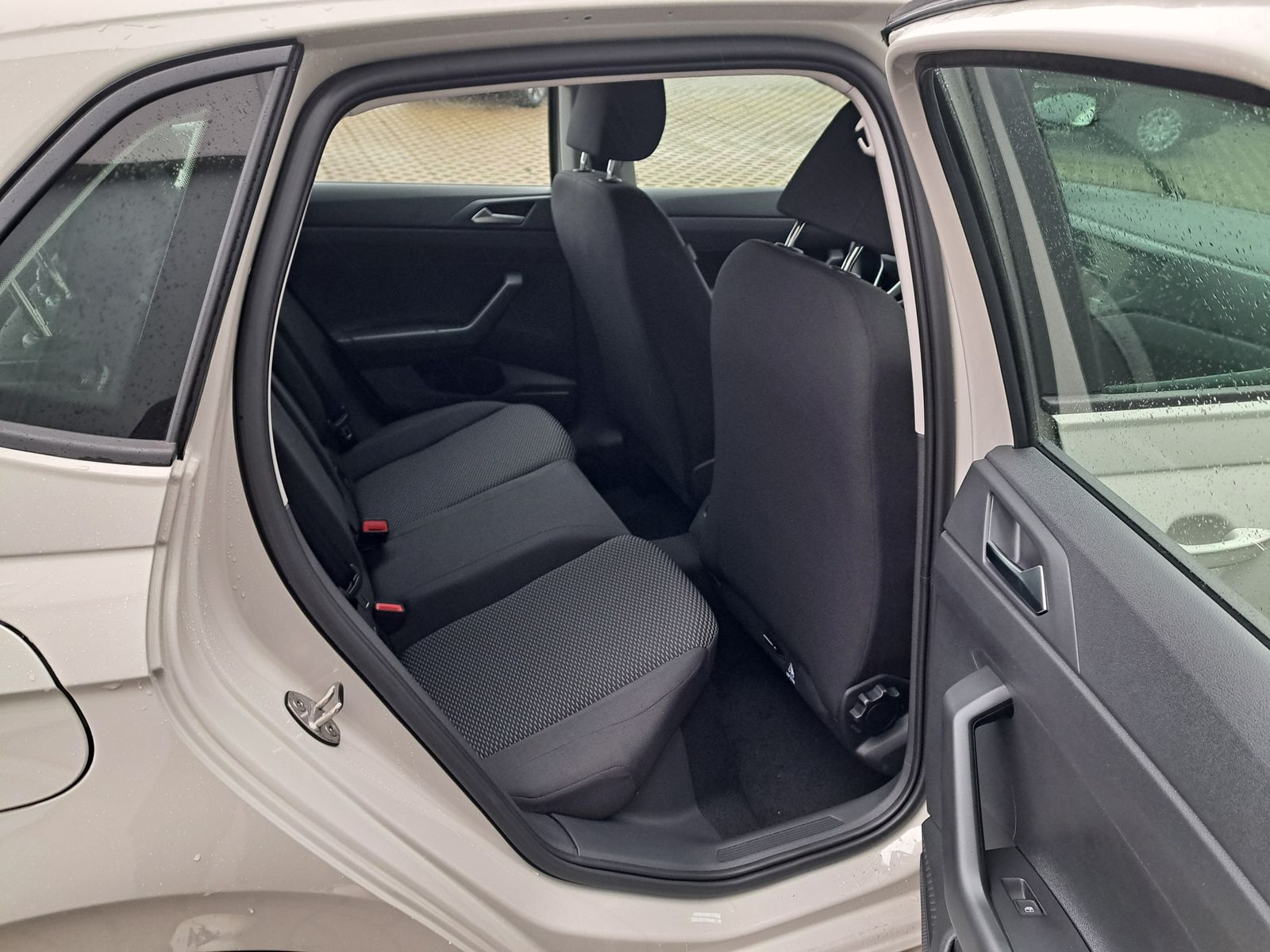 Fahrzeugabbildung Volkswagen Polo 1.0 LED KLIMA PDC LICHTSENSOR APPLECARPLAY