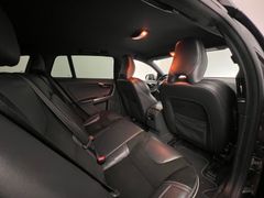 VOLVO V60 D4 AWD/ R-DESIGN / GARANTIE / BUSINESS VOLVO V60 D4 AWD/ R-DESIGN / GARANTIE / BUSINESS