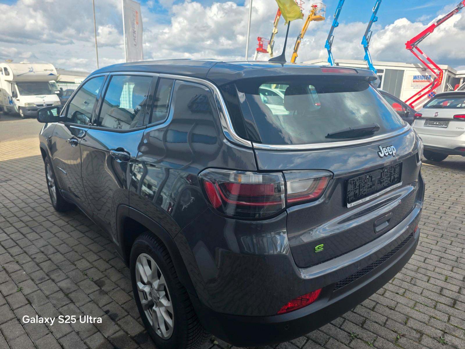 Jeep Compass Altitude Mild-Hybrid FWD