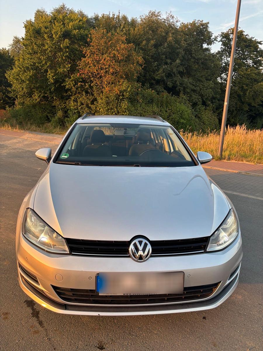Volkswagen Golf 2015 — interior