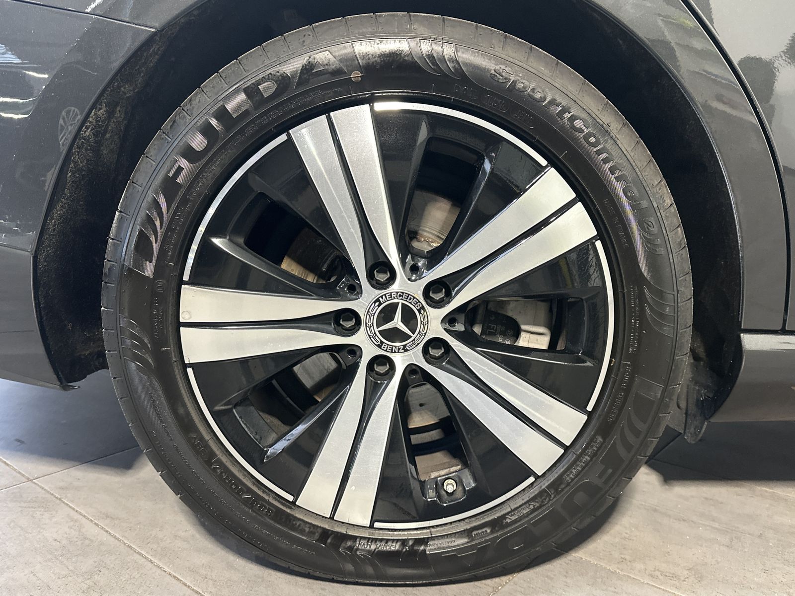 Fahrzeugabbildung Mercedes-Benz C 200d T Avantgarde NAV+LED+KAM+VC+BURMESTER+ACC