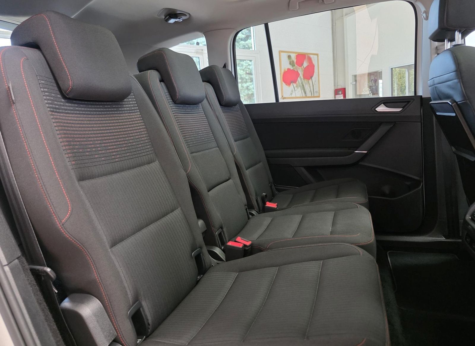 Fahrzeugabbildung Volkswagen Touran 1.4 TSI Sound/1.Hd/Navi/LED/Pano/ACC