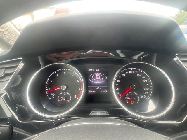 Volkswagen Touran Highline BMT/Start-Stopp 7 SITZE