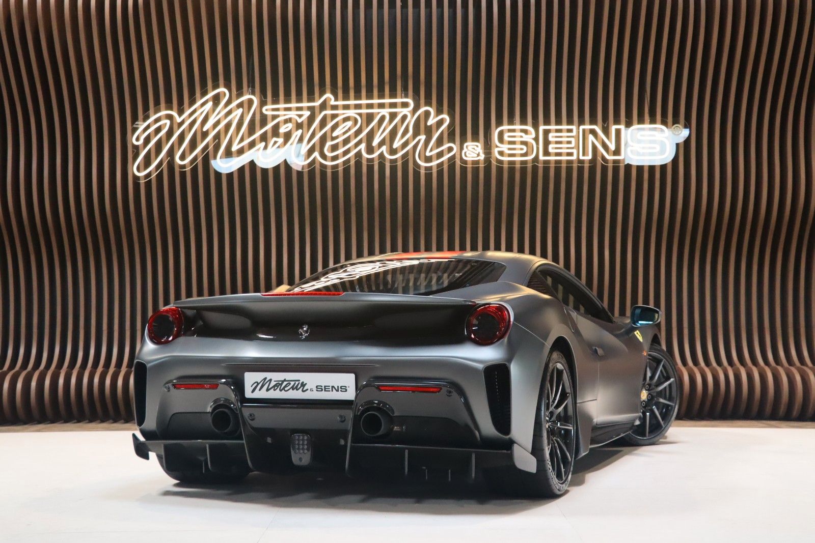 Ferrari 488 Pista - Carbon Wheels - Lift - Full Carbon imagem 2