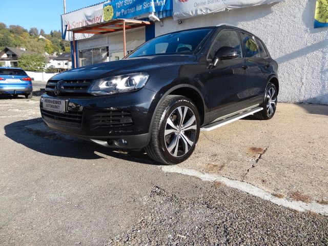 Fahrzeugabbildung Volkswagen Touareg V6 TDI/Xenon/Leder/Kam/Luft/2.Hd/AHK/Nav
