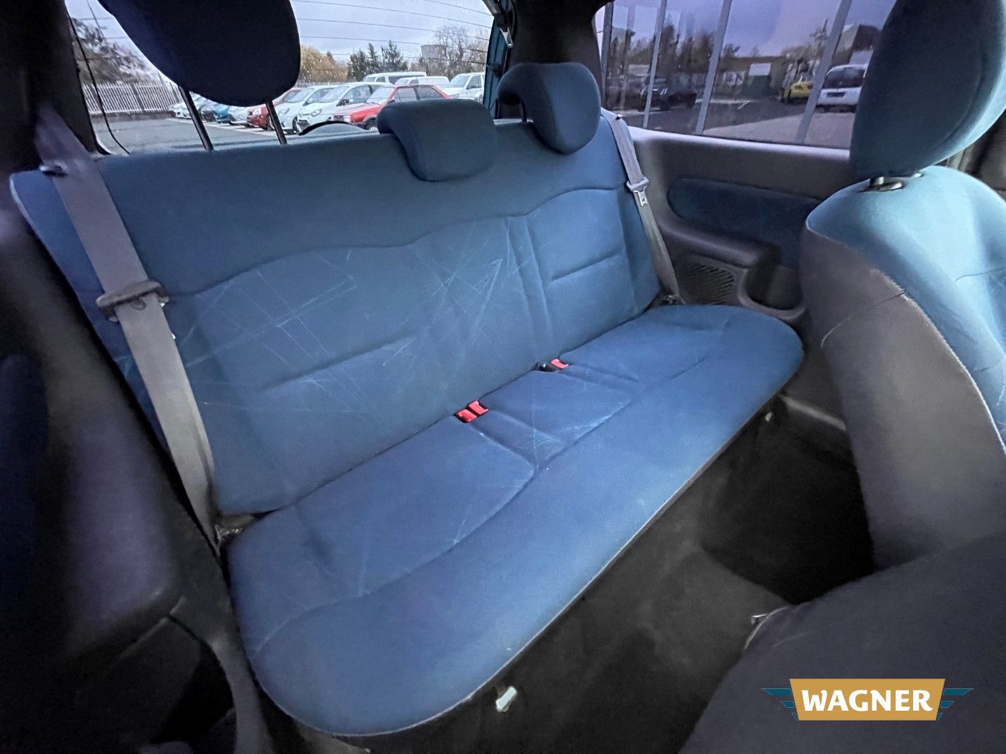 Fahrzeugabbildung Renault Clio II Authentique Klima TÜV 01/2026