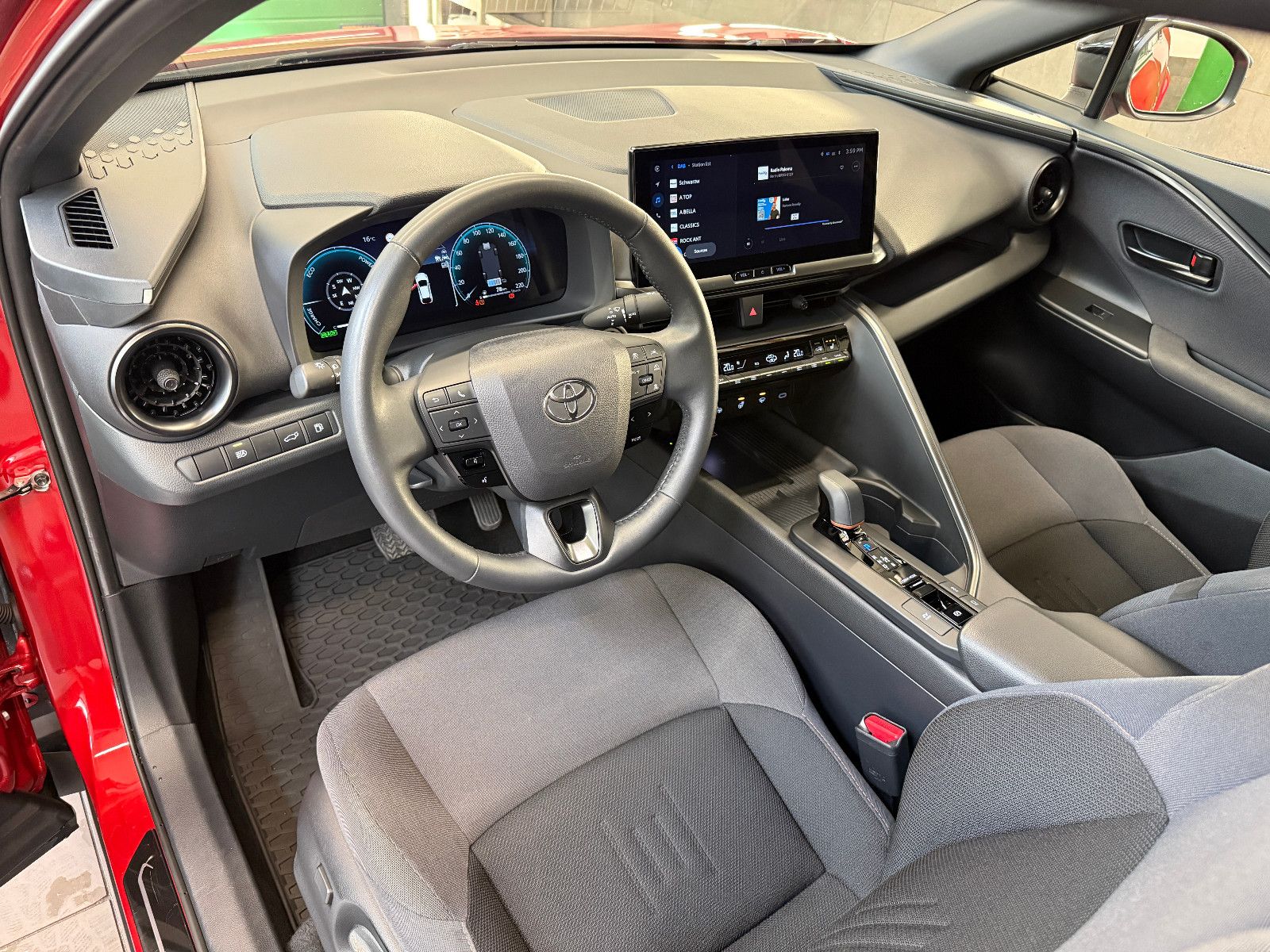 Toyota C-HR Hybrid AWD LED LHZG 360 ACC foto 4