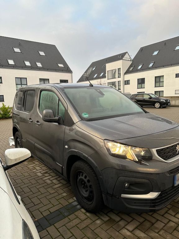 Image of Peugeot Rifter