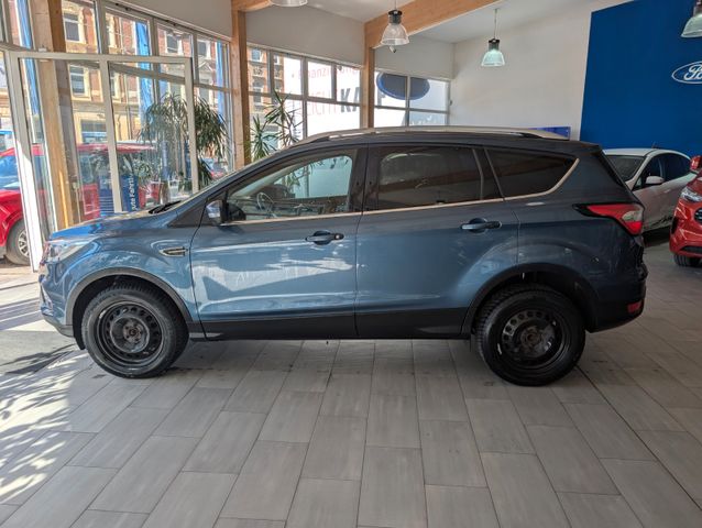 Ford Kuga Cool & Connect 120PS 2WD