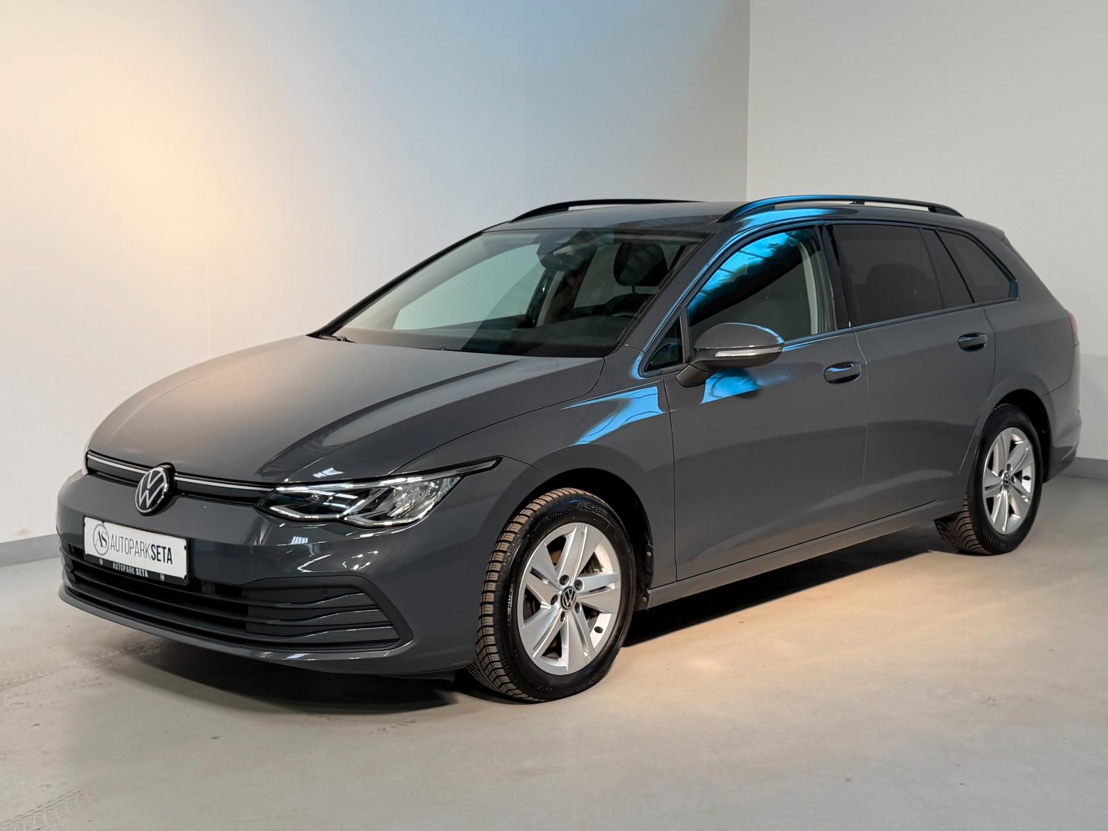Volkswagen Golf VIII 2.0TDI DSG Var Life AHK*SIDE*LANE*LED