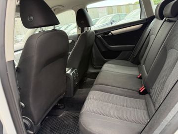 Volkswagen Passat Variant - 12