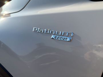 Kia Stonic 1.0T DCT7 Platinum Edition Kamera SHZ