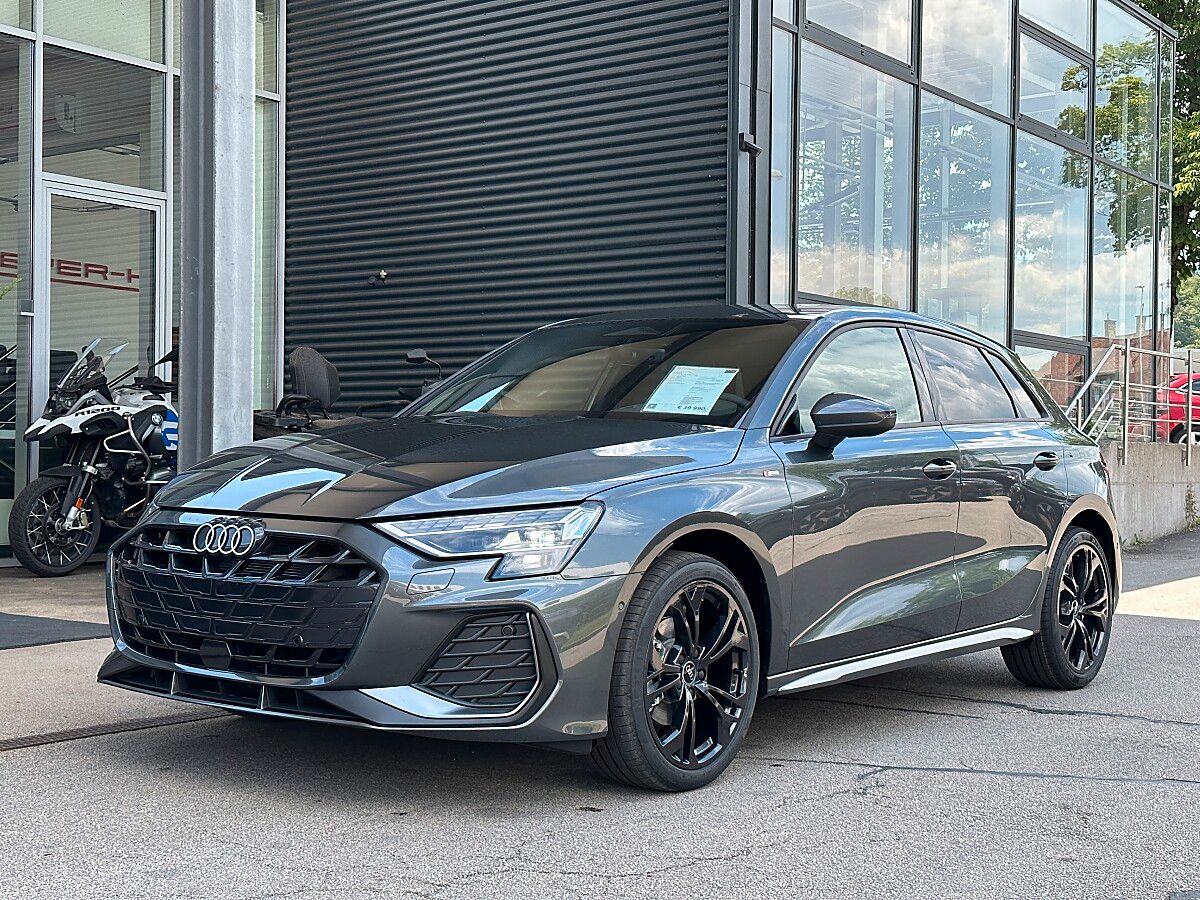 Audi A3 Sportback 30 TFSI S-Line S-Tronic imagem 2