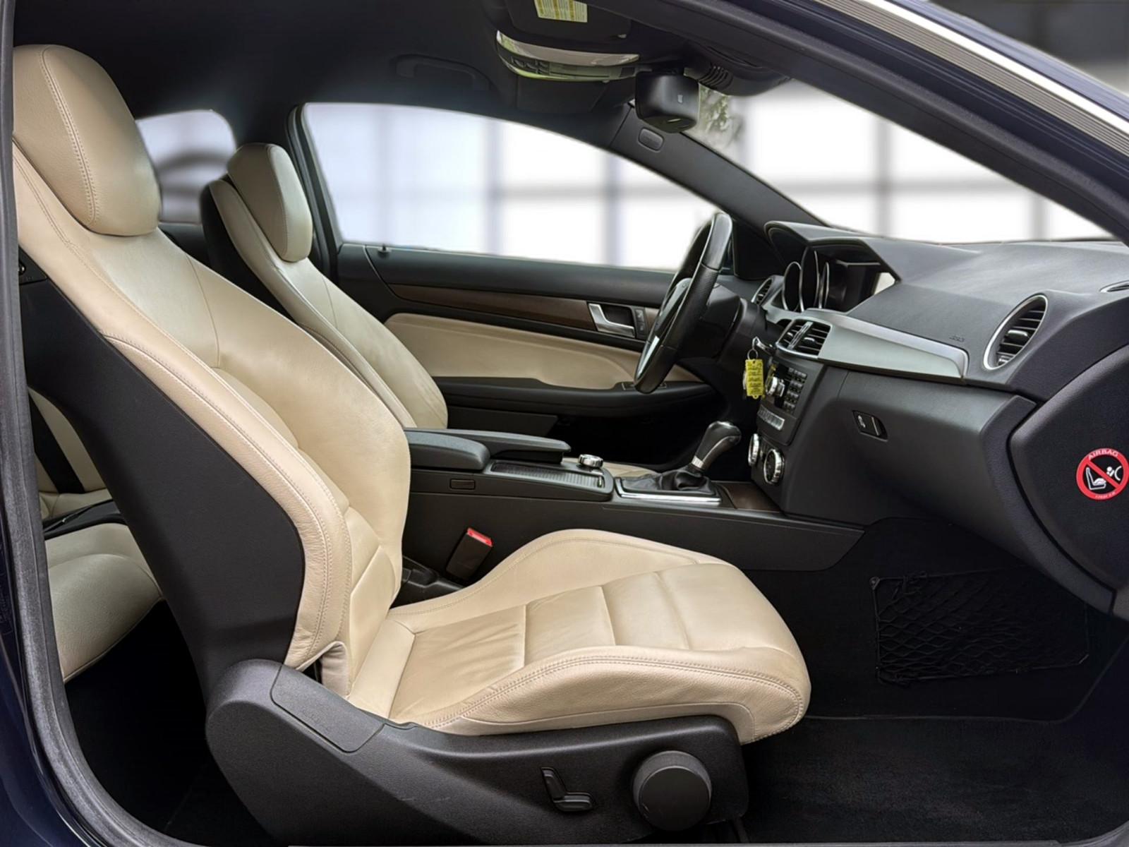 Mercedes-Benz C 180 Coupe CGI+BI-XENON+NAVI+LEDER+PDC+ALU