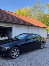BMW 320i -Coupé E92 | TÜV/ Service | Gepflegt - BMW 320 mit Benzin-Antrieb: Coupe
