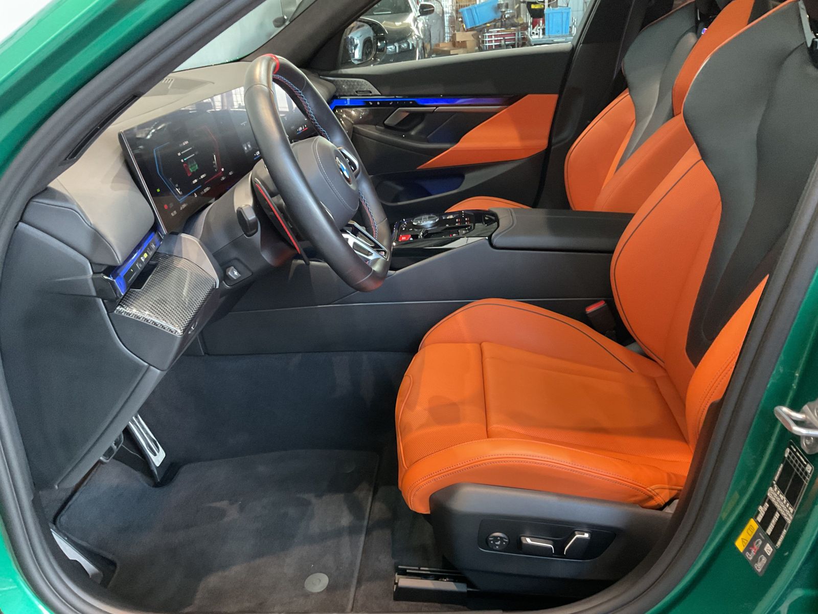 Fahrzeugabbildung BMW M5 Touring |Sitzbelüftung |B&W |M Driver&apos;s Packa