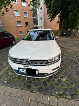 Volkswagen Tiguan Allspace 2.0 TSI OPF 140kW DSG 4MOTIO... - Volkswagen Tiguan Allspace: Privatanbieter