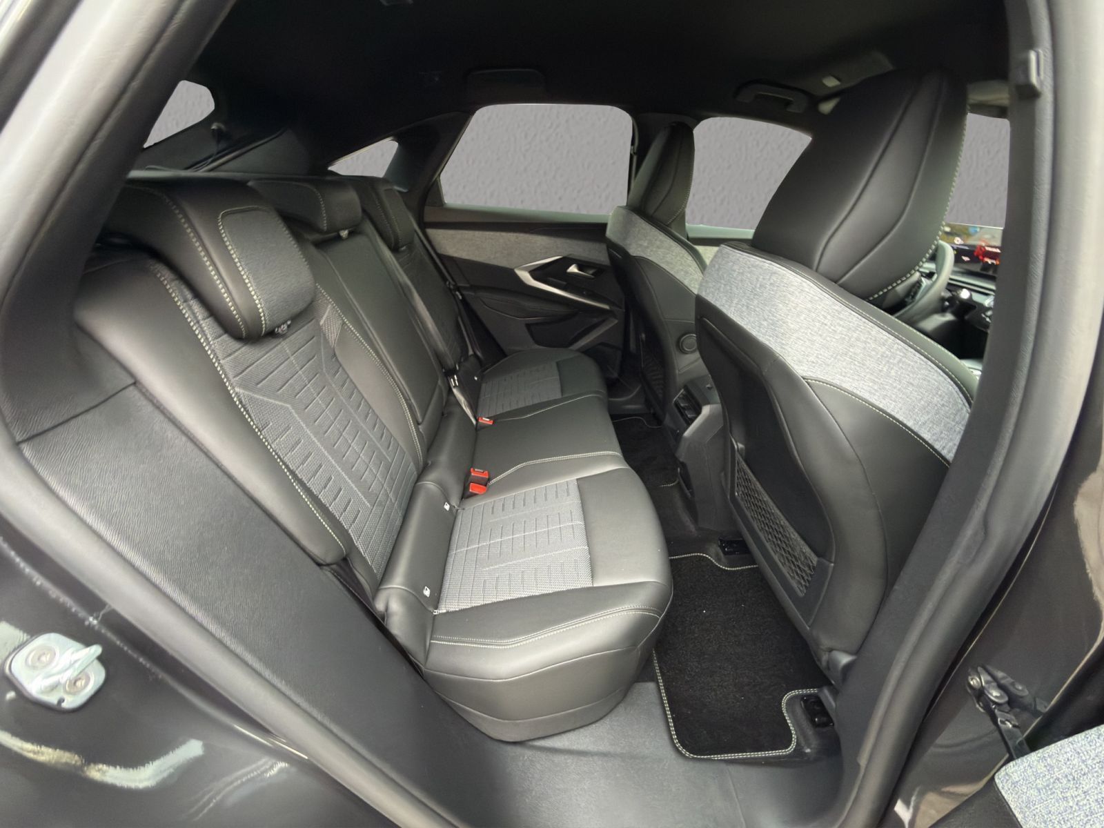 Peugeot 3008 - Bild 17