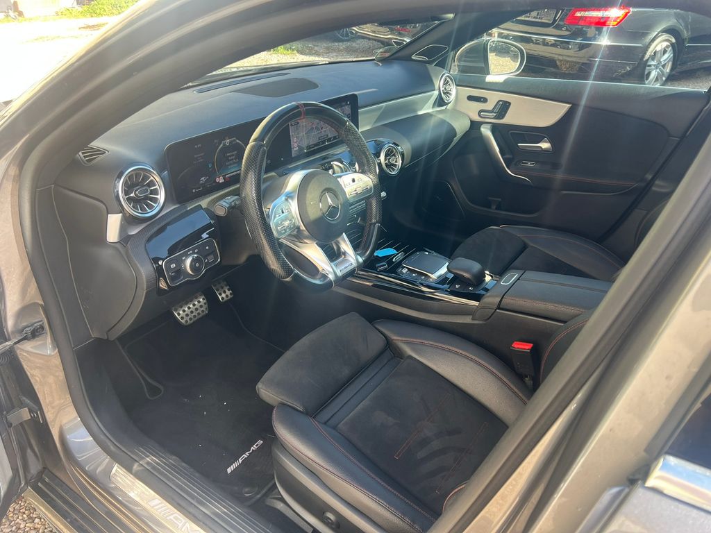 Mercedes-Benz A 35 AMG 4Matic*Panorama*Burmeister*Multibeam*