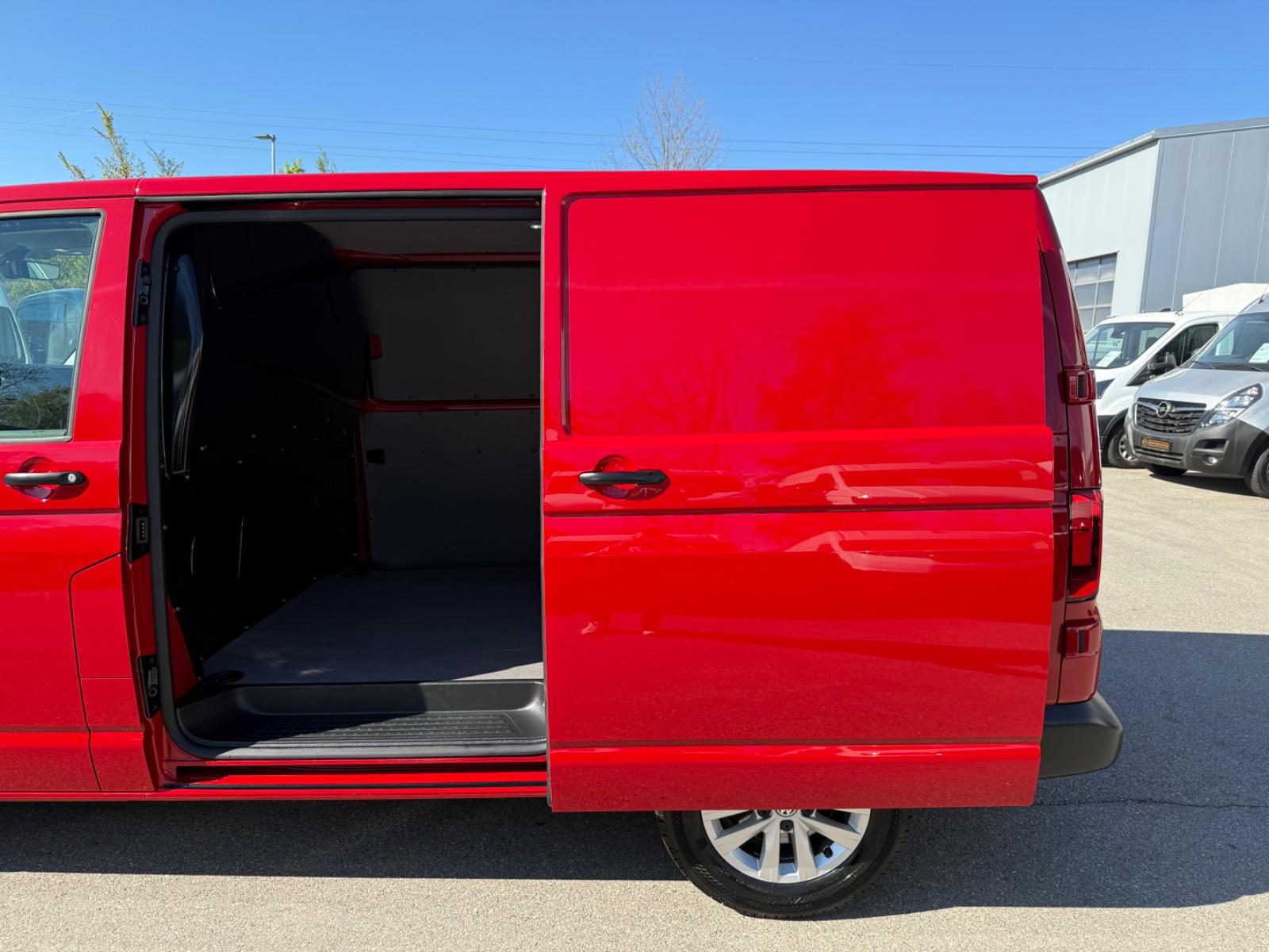Volkswagen T6.1 Transporter 2.0 TDI LED KAMERA TEMPOMAT STH