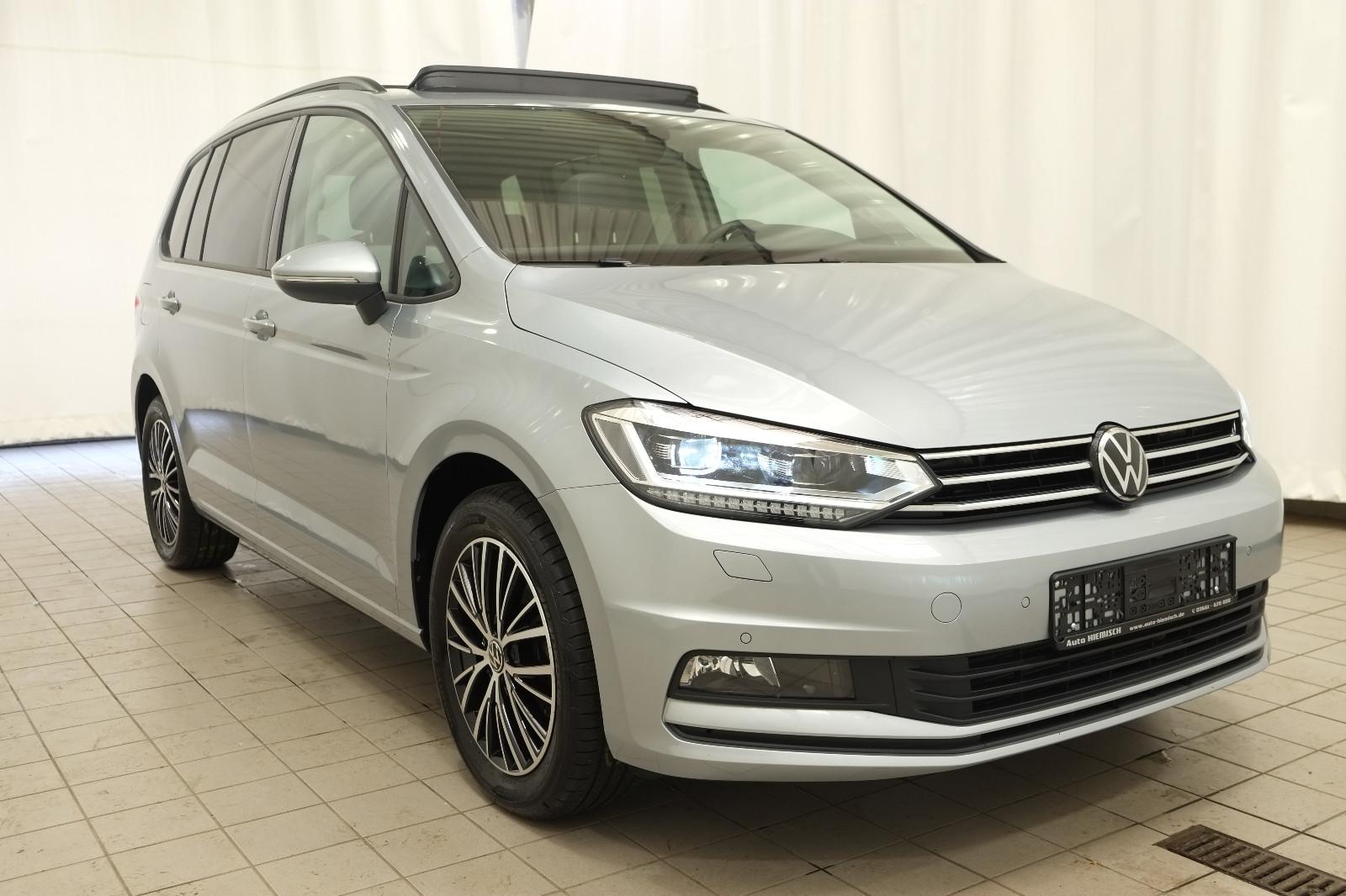 Volkswagen Touran Comfortline 1,5 AHK,Panoram,Standh,Matrix