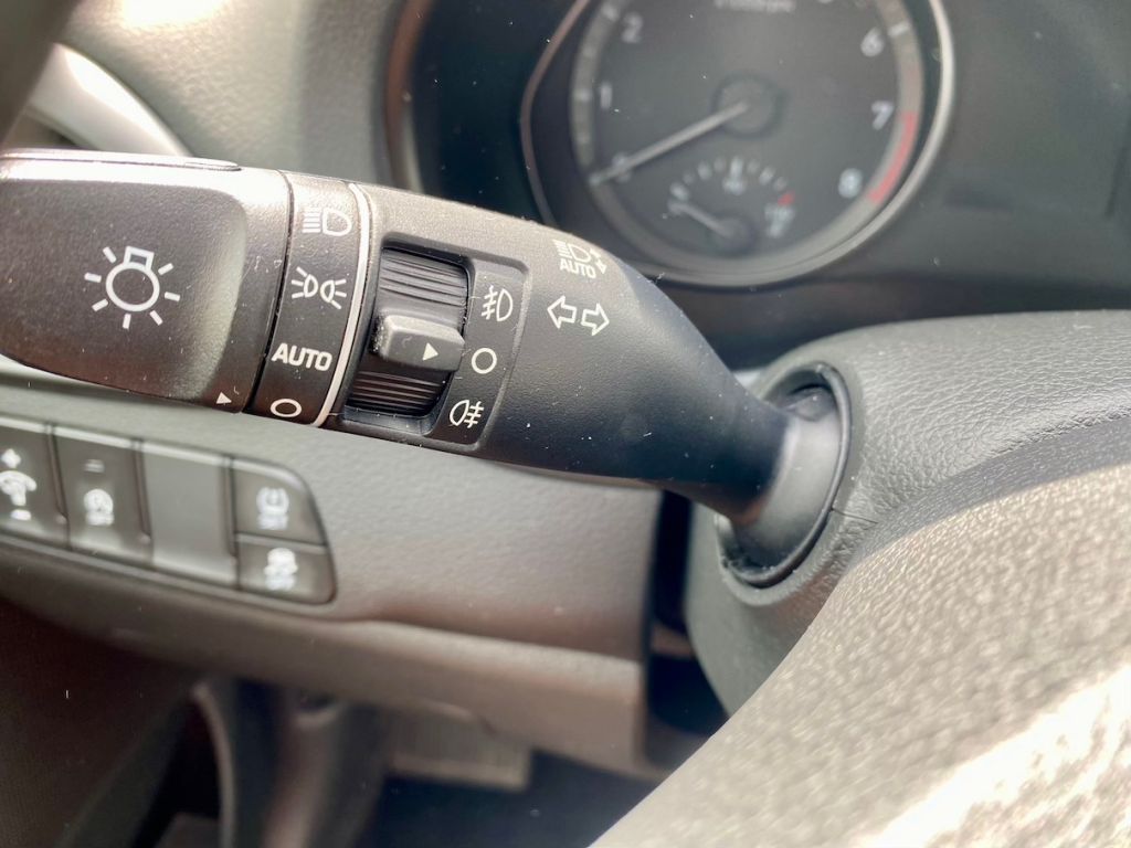 Fahrzeugabbildung Hyundai i30 1.0 AAC SHZ KAMERA ALU ALLWETTER CARPLAY