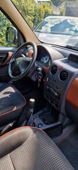 Peugeot Partner Ranch 75 Premium - Peugeot Partner Premium mit Benzin-Antrieb