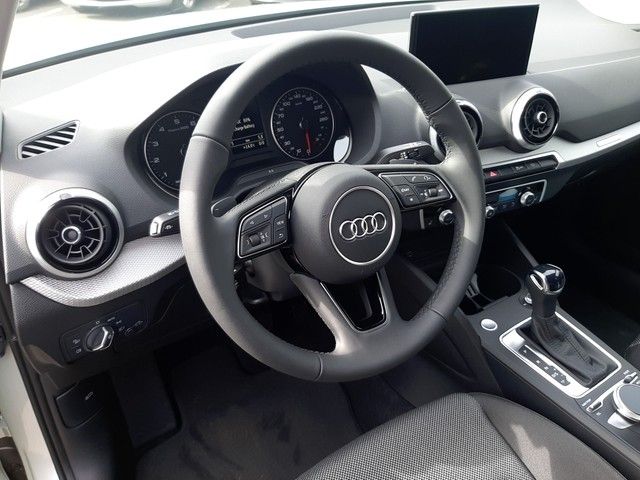 Fahrzeugabbildung Audi Q2 advanced 35 TFSI S-tronic Matrix Kamera LED