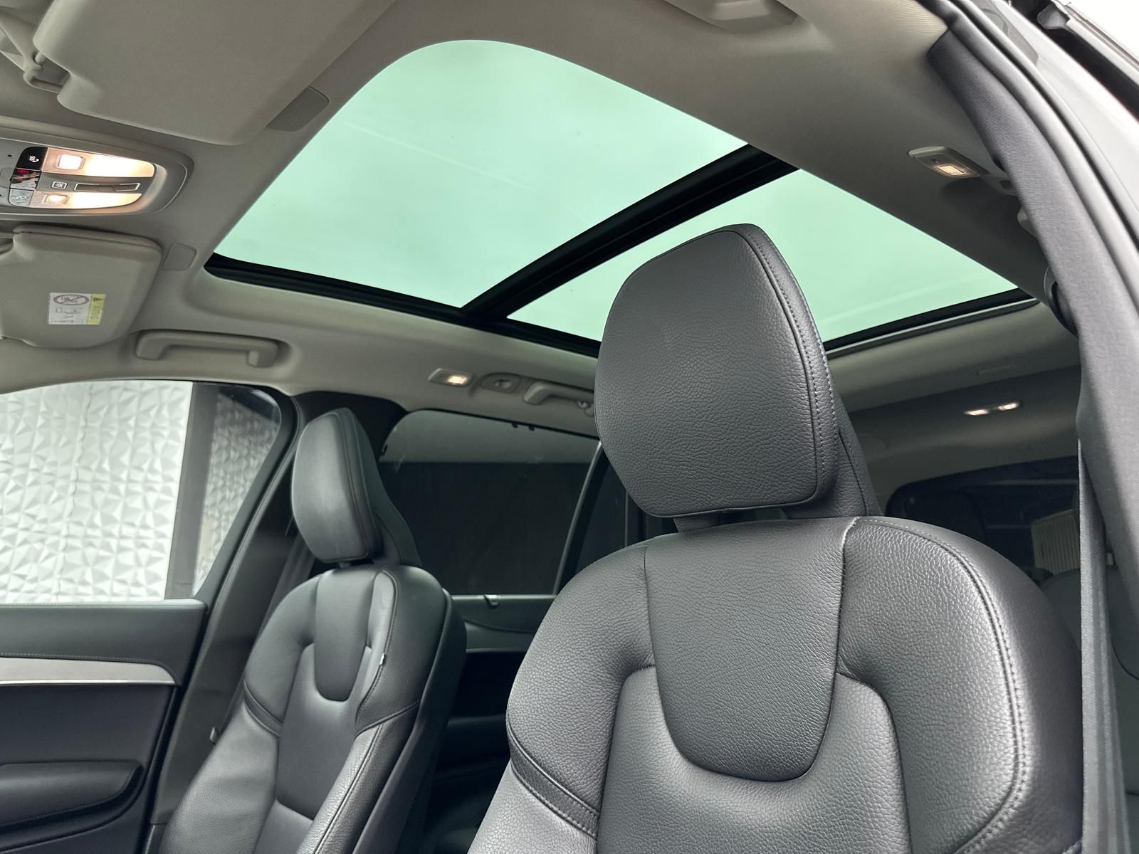 Fahrzeugabbildung Volvo XC90 B5PLUS BRIGHT/AWD/STDHZ/PANO/H&K/ACC/360°